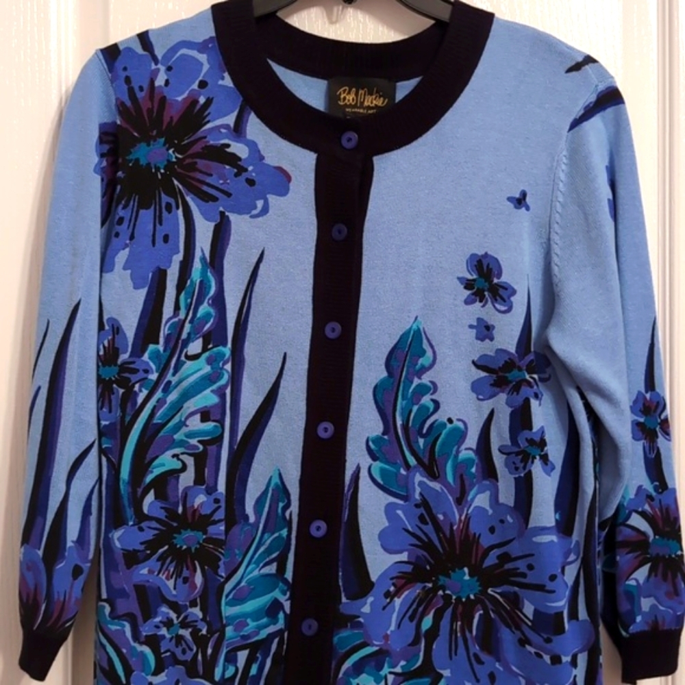 Bob Mackie Blue Floral Button Front Cardigan. Size XS. NEW